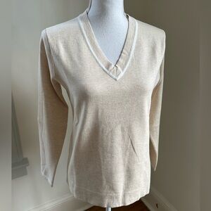 Peter Millar Tan Long Sleeve V-Neck Sweater size Small NEW and Unworn